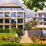 Open Sea Panorama Apartment