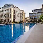 Open Sea Panorama Apartment